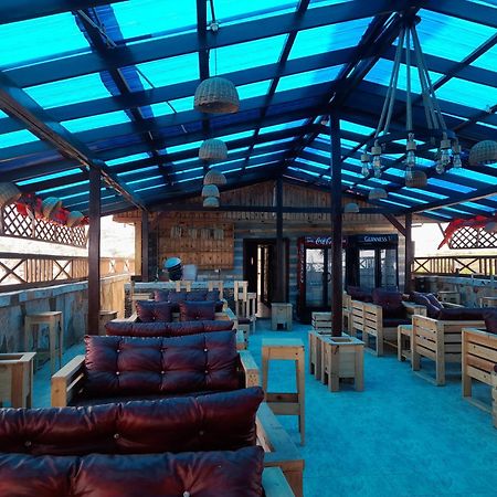Ocean6 Hotel Kokrobite Eksteriør billede