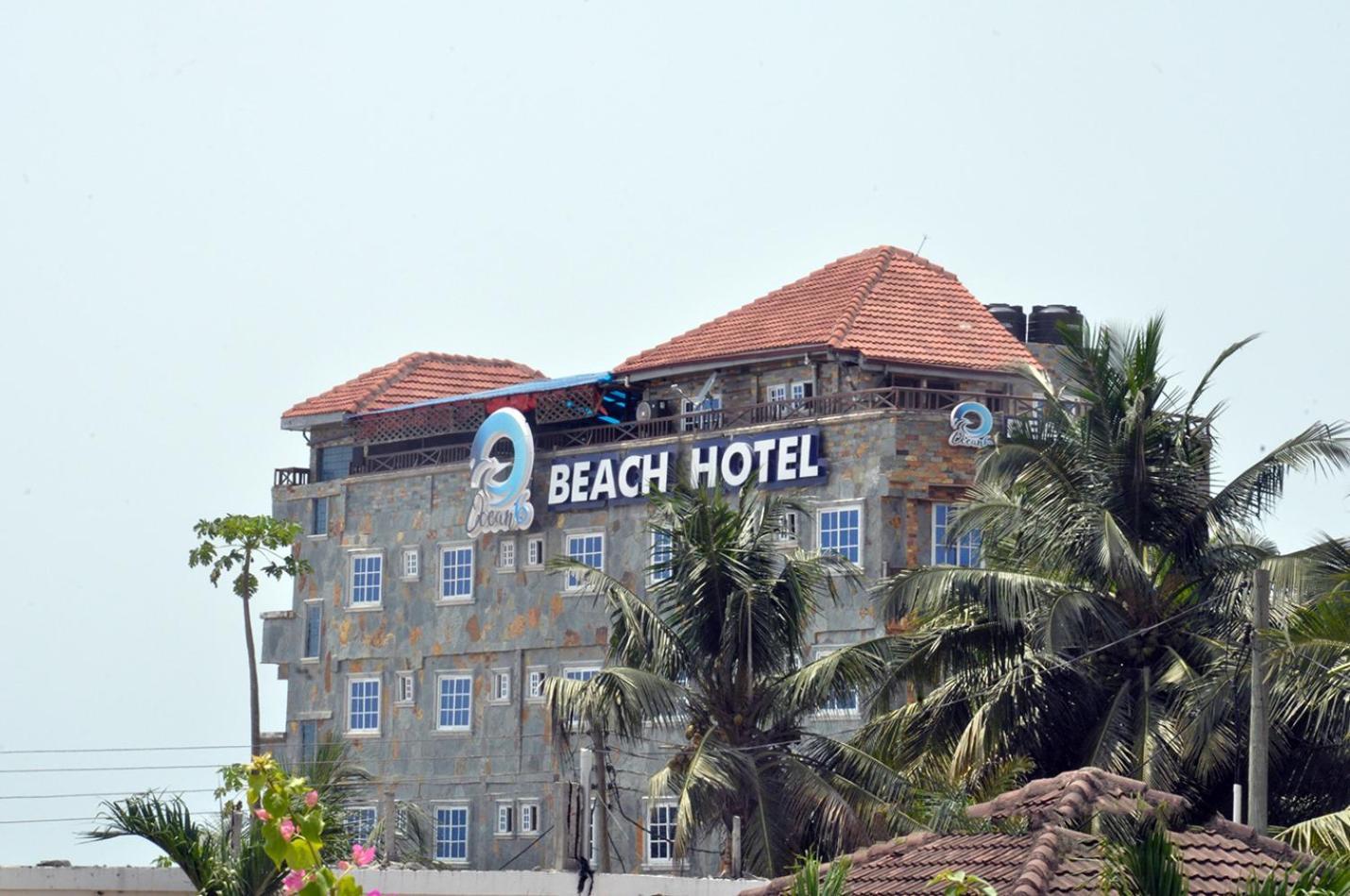 Ocean6 Hotel Kokrobite Eksteriør billede